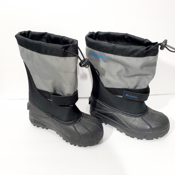 columbia youth boots